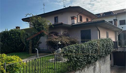 Borgo Ticino Villa Bifamiliare 